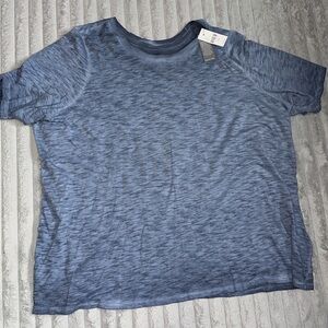 Lane Bryant NWT size 26/28 perfect sleeve t-shirt